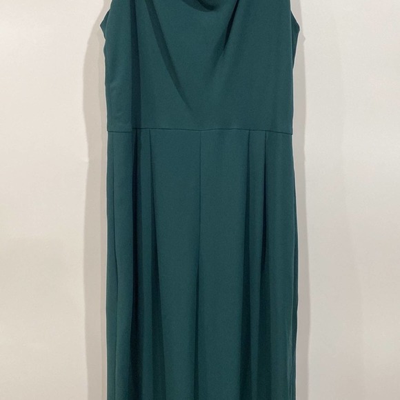 Gal Meets Glam Green Melanie Jumpsuit NWT Size 10 - Picture 3 of 12
